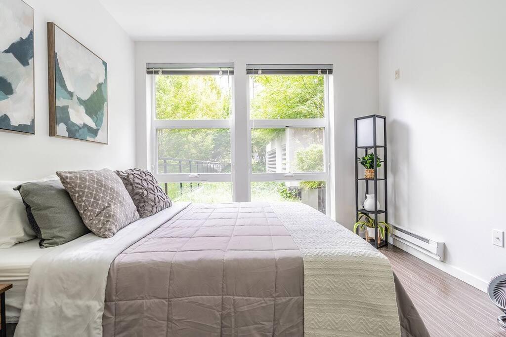 One Bedroom Luxury Apartment Σιάτλ Εξωτερικό φωτογραφία